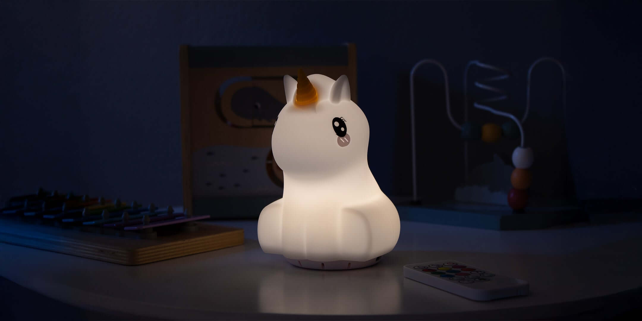 Lámpara con ruido blanco tipo unicornio marca Balia