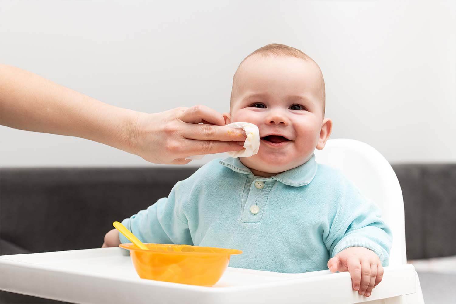 Desde cuándo se pueden usar toallitas húmedas en los bebés